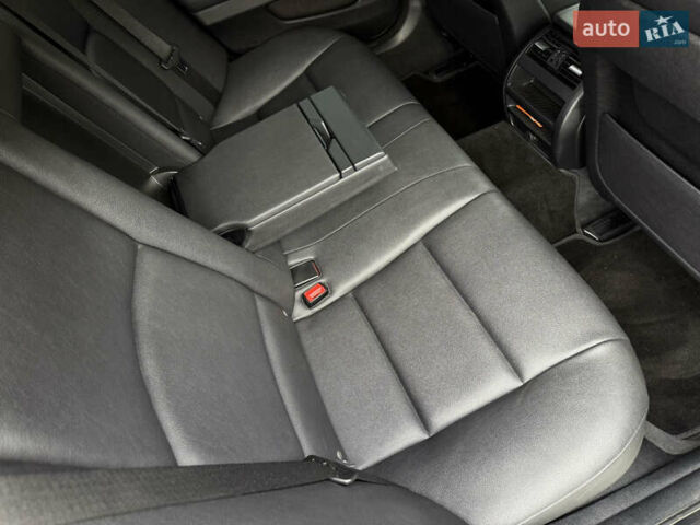 БМВ 5 Серия 2016 в Кривом Роге на Automoto.ua Черный БМВ 5 Серия, объемом двигателя 2 л и пробегом 102 тыс. км за 18999 $, фото 23 на Automoto.ua