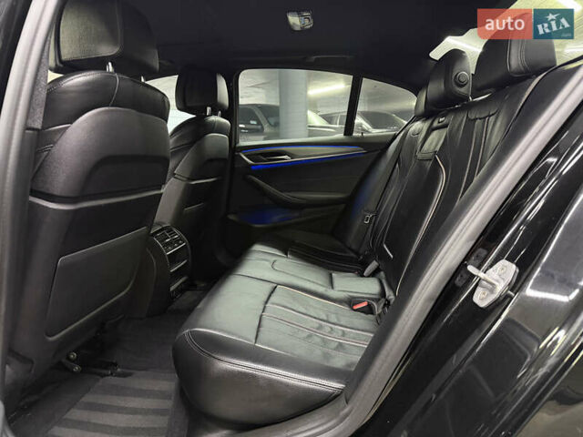 Чорний БМВ 5 Серія, об'ємом двигуна 3 л та пробігом 160 тис. км за 29900 $, фото 23 на Automoto.ua