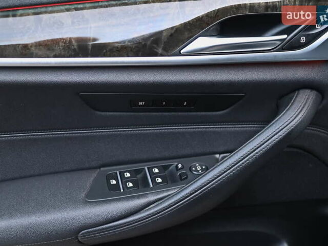 Черный БМВ 5 Серия, объемом двигателя 2 л и пробегом 122 тыс. км за 27999 $, фото 13 на Automoto.ua