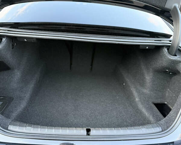 Черный БМВ 5 Серия, объемом двигателя 2 л и пробегом 266 тыс. км за 27999 $, фото 21 на Automoto.ua