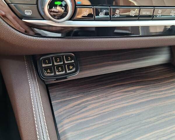 Черный БМВ 5 Серия, объемом двигателя 2 л и пробегом 137 тыс. км за 32000 $, фото 46 на Automoto.ua