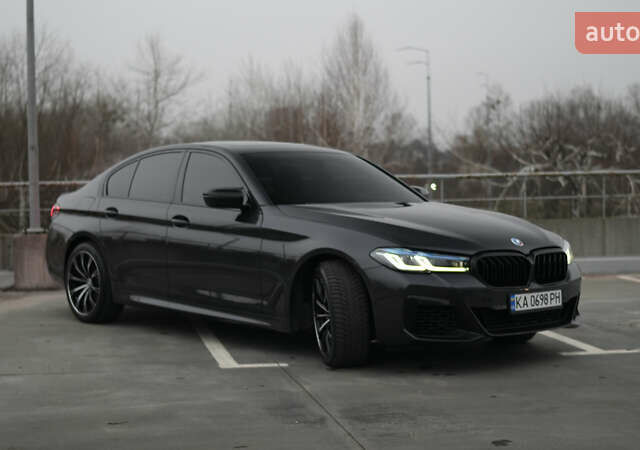 Чорний БМВ 5 Серія, об'ємом двигуна 2 л та пробігом 162 тис. км за 29999 $, фото 4 на Automoto.ua