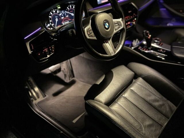 Черный БМВ 5 Серия, объемом двигателя 2 л и пробегом 250 тыс. км за 23000 $, фото 4 на Automoto.ua