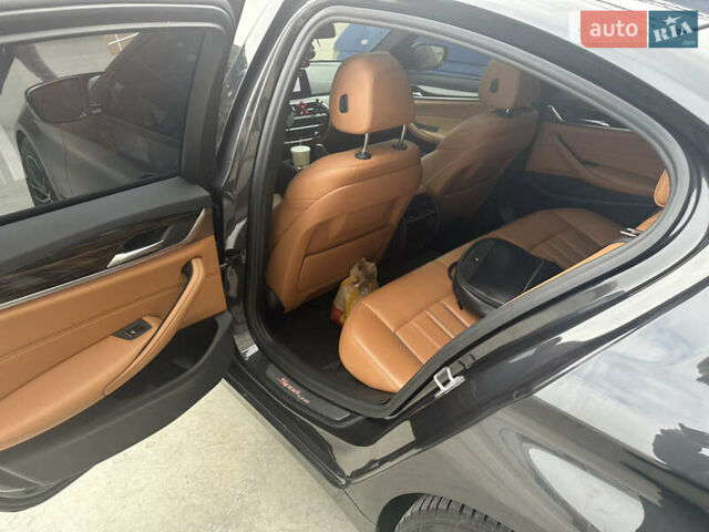 Черный БМВ 5 Серия, объемом двигателя 2 л и пробегом 113 тыс. км за 26500 $, фото 6 на Automoto.ua
