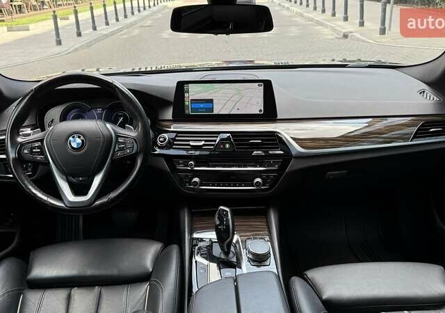 Чорний БМВ 5 Серія, об'ємом двигуна 2 л та пробігом 122 тис. км за 31000 $, фото 20 на Automoto.ua