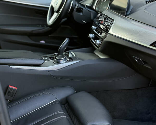 Черный БМВ 5 Серия, объемом двигателя 3 л и пробегом 101 тыс. км за 38500 $, фото 20 на Automoto.ua