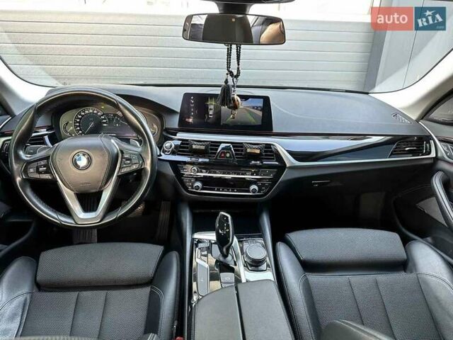 Черный БМВ 5 Серия, объемом двигателя 2 л и пробегом 126 тыс. км за 27700 $, фото 7 на Automoto.ua