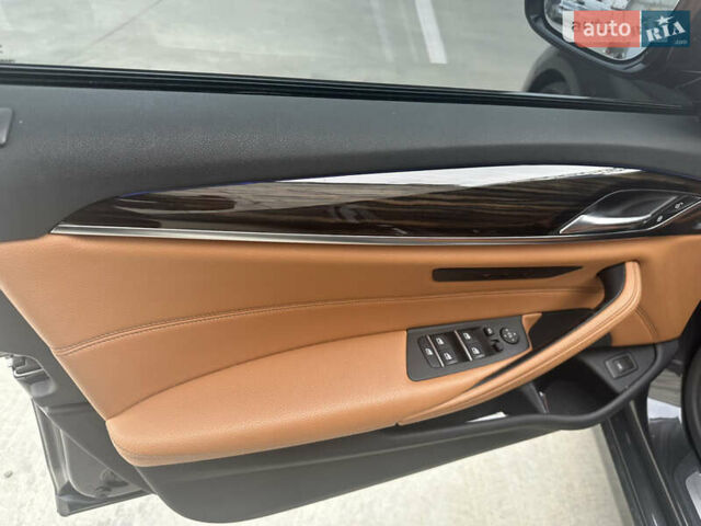 Черный БМВ 5 Серия, объемом двигателя 2 л и пробегом 113 тыс. км за 26500 $, фото 7 на Automoto.ua