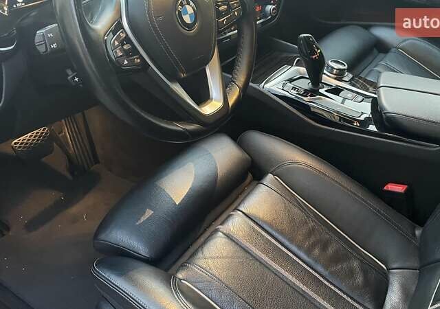 Черный БМВ 5 Серия, объемом двигателя 3 л и пробегом 186 тыс. км за 29200 $, фото 13 на Automoto.ua