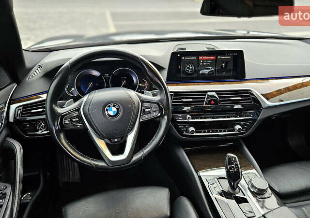 Чорний БМВ 5 Серія, об'ємом двигуна 2 л та пробігом 159 тис. км за 23900 $, фото 11 на Automoto.ua