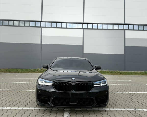 Черный БМВ 5 Серия, объемом двигателя 3 л и пробегом 170 тыс. км за 33000 $, фото 4 на Automoto.ua