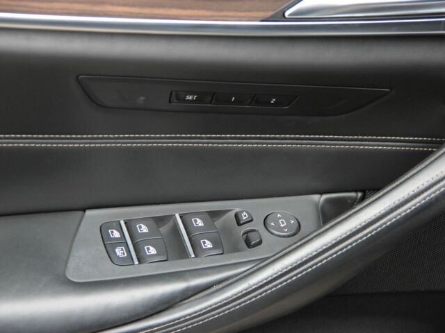 Чорний БМВ 5 Серія, об'ємом двигуна 2 л та пробігом 62 тис. км за 31000 $, фото 18 на Automoto.ua