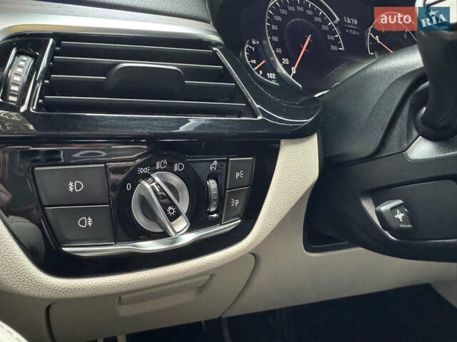 Черный БМВ 5 Серия, объемом двигателя 3 л и пробегом 143 тыс. км за 33000 $, фото 21 на Automoto.ua