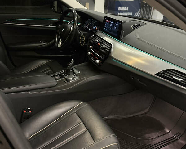 Черный БМВ 5 Серия, объемом двигателя 3 л и пробегом 169 тыс. км за 27999 $, фото 9 на Automoto.ua