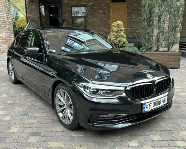 Черный БМВ 5 Серия, объемом двигателя 2.99 л и пробегом 220 тыс. км за 38000 $, фото 3 на Automoto.ua
