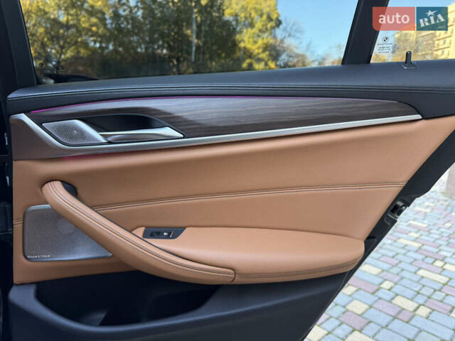 Черный БМВ 5 Серия, объемом двигателя 3 л и пробегом 148 тыс. км за 35999 $, фото 44 на Automoto.ua