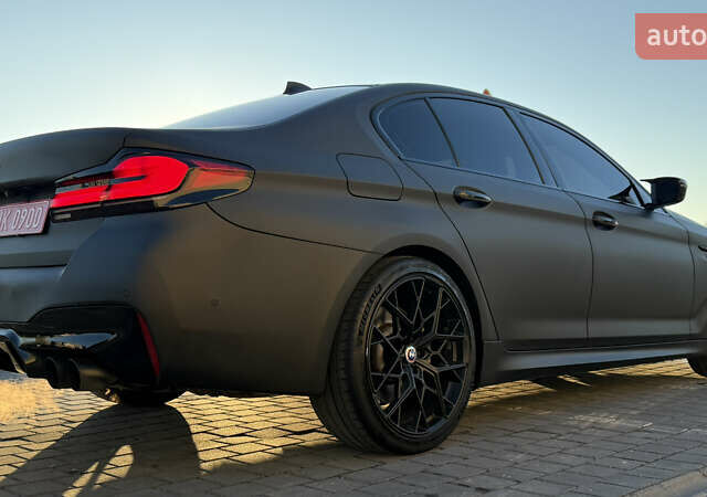 Черный БМВ 5 Серия, объемом двигателя 3 л и пробегом 140 тыс. км за 33100 $, фото 3 на Automoto.ua