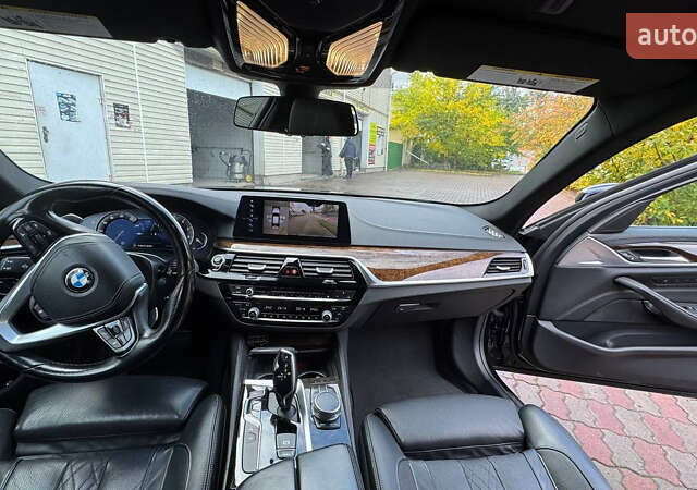 Черный БМВ 5 Серия, объемом двигателя 3 л и пробегом 157 тыс. км за 32500 $, фото 6 на Automoto.ua