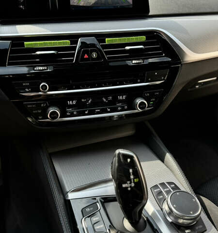 Черный БМВ 5 Серия, объемом двигателя 2 л и пробегом 231 тыс. км за 28500 $, фото 15 на Automoto.ua