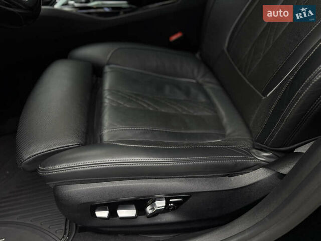 Черный БМВ 5 Серия, объемом двигателя 2 л и пробегом 207 тыс. км за 32900 $, фото 16 на Automoto.ua
