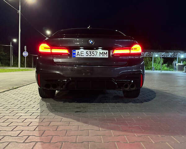 Чорний БМВ 5 Серія, об'ємом двигуна 3 л та пробігом 107 тис. км за 35000 $, фото 10 на Automoto.ua