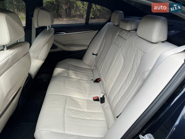 Черный БМВ 5 Серия, объемом двигателя 3 л и пробегом 143 тыс. км за 33000 $, фото 13 на Automoto.ua