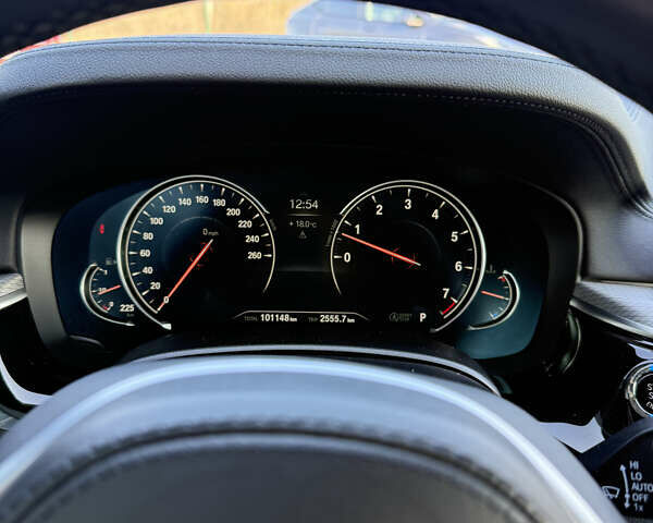 Черный БМВ 5 Серия, объемом двигателя 3 л и пробегом 101 тыс. км за 38500 $, фото 10 на Automoto.ua