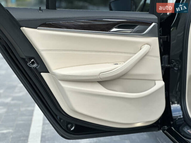 Черный БМВ 5 Серия, объемом двигателя 2 л и пробегом 39 тыс. км за 32999 $, фото 39 на Automoto.ua