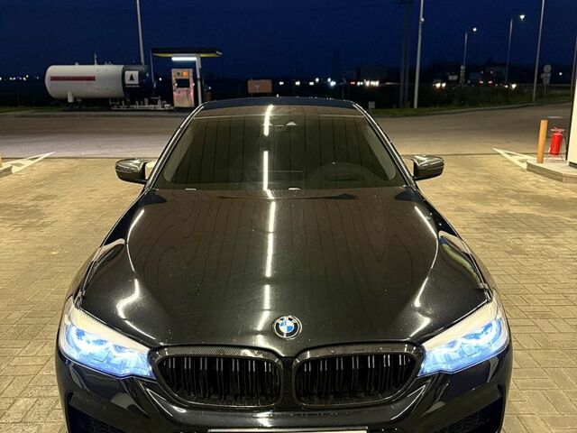 Черный БМВ 5 Серия, объемом двигателя 3 л и пробегом 169 тыс. км за 28000 $, фото 1 на Automoto.ua
