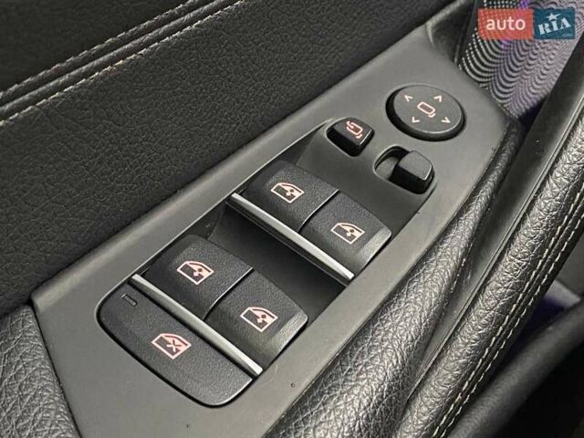 Чорний БМВ 5 Серія, об'ємом двигуна 3 л та пробігом 98 тис. км за 31990 $, фото 17 на Automoto.ua