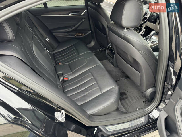 БМВ 5 Серия 2017 в Днепре (Днепропетровске) на Automoto.ua Черный БМВ 5 Серия, объемом двигателя 2 л и пробегом 148 тыс. км за 29900 $, фото 12 на Automoto.ua