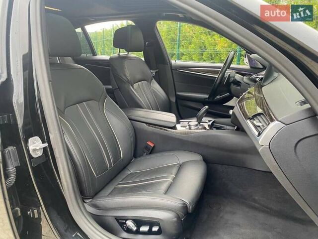 БМВ 5 Серия 2017 в Киеве на Automoto.ua Черный БМВ 5 Серия, объемом двигателя 3 л и пробегом 99 тыс. км за 31990 $, фото 11 на Automoto.ua