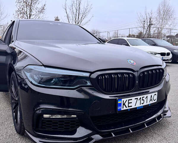 Чорний БМВ 5 Серія, об'ємом двигуна 3 л та пробігом 110 тис. км за 33000 $, фото 4 на Automoto.ua