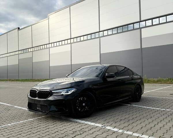 Черный БМВ 5 Серия, объемом двигателя 3 л и пробегом 170 тыс. км за 33000 $, фото 1 на Automoto.ua