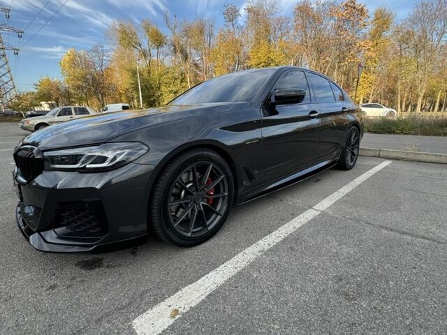 Черный БМВ 5 Серия, объемом двигателя 3 л и пробегом 260 тыс. км за 28999 $, фото 8 на Automoto.ua