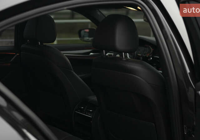 Чорний БМВ 5 Серія, об'ємом двигуна 2 л та пробігом 162 тис. км за 29999 $, фото 11 на Automoto.ua