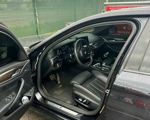 Чорний БМВ 5 Серія, об'ємом двигуна 2 л та пробігом 160 тис. км за 28500 $, фото 4 на Automoto.ua
