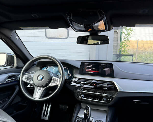 Черный БМВ 5 Серия, объемом двигателя 3 л и пробегом 101 тыс. км за 38500 $, фото 18 на Automoto.ua