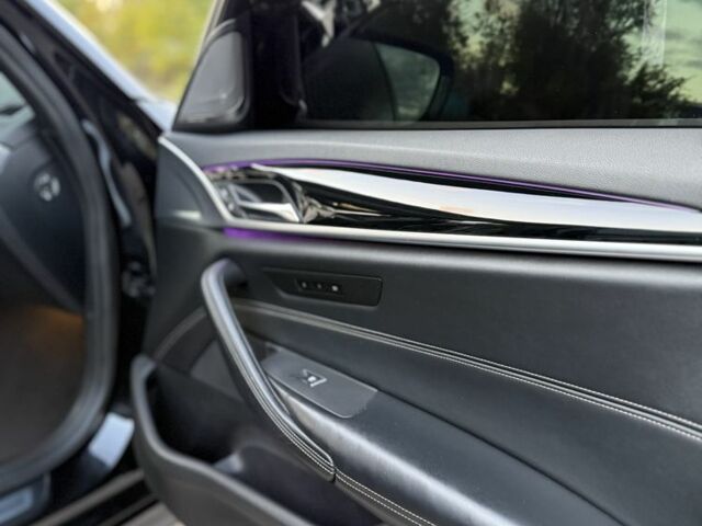 Черный БМВ 5 Серия, объемом двигателя 2 л и пробегом 266 тыс. км за 27999 $, фото 18 на Automoto.ua