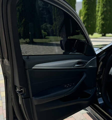 Черный БМВ 5 Серия, объемом двигателя 2 л и пробегом 231 тыс. км за 28500 $, фото 35 на Automoto.ua