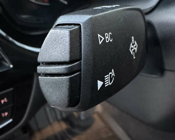 Чорний БМВ 5 Серія, об'ємом двигуна 2 л та пробігом 187 тис. км за 27499 $, фото 14 на Automoto.ua