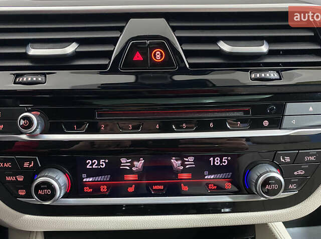 Чорний БМВ 5 Серія, об'ємом двигуна 3 л та пробігом 180 тис. км за 39950 $, фото 26 на Automoto.ua