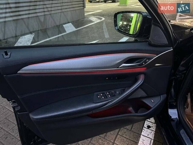 Чорний БМВ 5 Серія, об'ємом двигуна 2 л та пробігом 288 тис. км за 22500 $, фото 11 на Automoto.ua