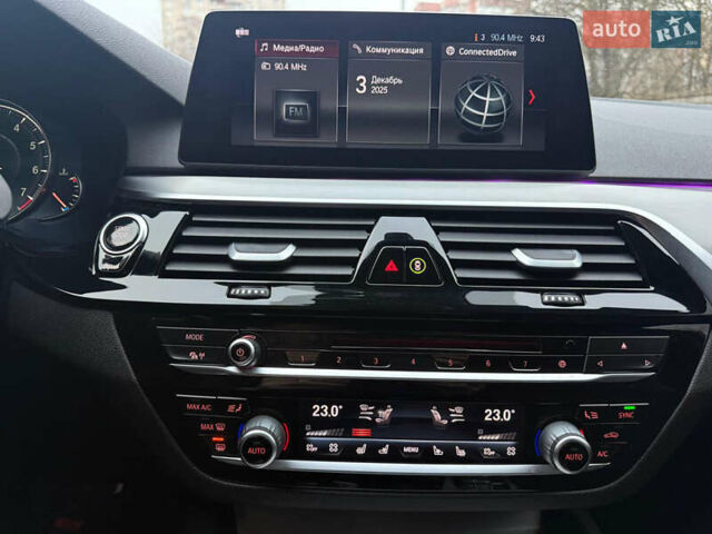 Чорний БМВ 5 Серія, об'ємом двигуна 3 л та пробігом 180 тис. км за 28000 $, фото 29 на Automoto.ua