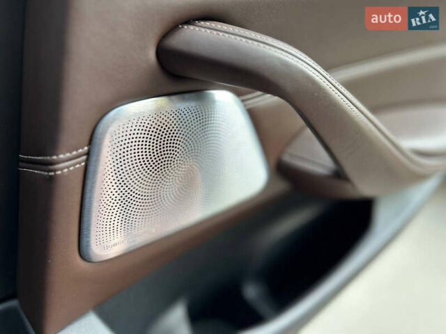 Чорний БМВ 5 Серія, об'ємом двигуна 3 л та пробігом 182 тис. км за 33500 $, фото 12 на Automoto.ua