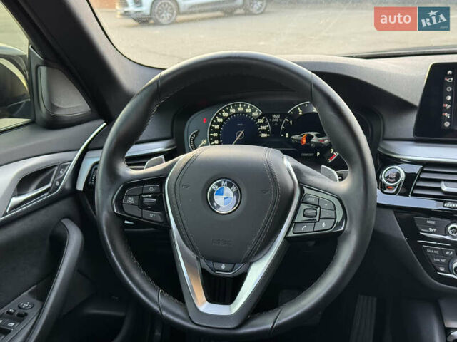 Черный БМВ 5 Серия, объемом двигателя 3 л и пробегом 159 тыс. км за 33700 $, фото 32 на Automoto.ua