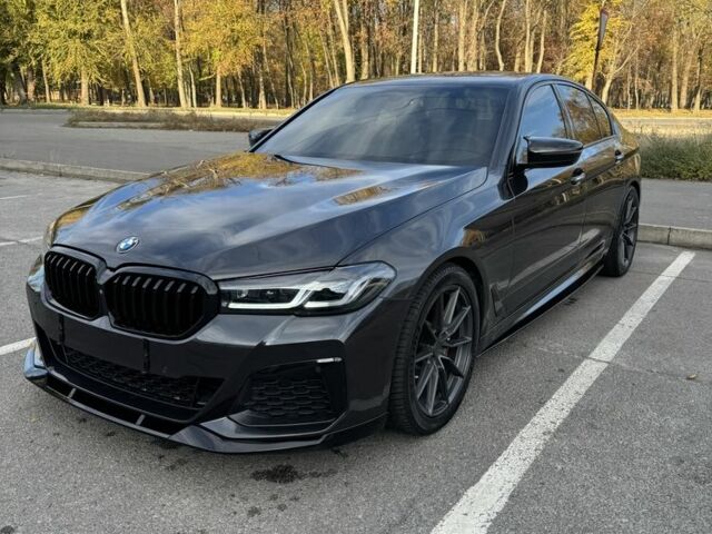 Черный БМВ 5 Серия, объемом двигателя 3 л и пробегом 260 тыс. км за 28999 $, фото 3 на Automoto.ua