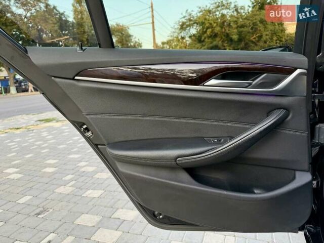 Черный БМВ 5 Серия, объемом двигателя 2 л и пробегом 189 тыс. км за 23400 $, фото 61 на Automoto.ua