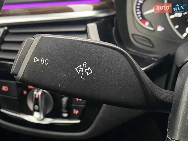 Чорний БМВ 5 Серія, об'ємом двигуна 3 л та пробігом 98 тис. км за 31990 $, фото 30 на Automoto.ua