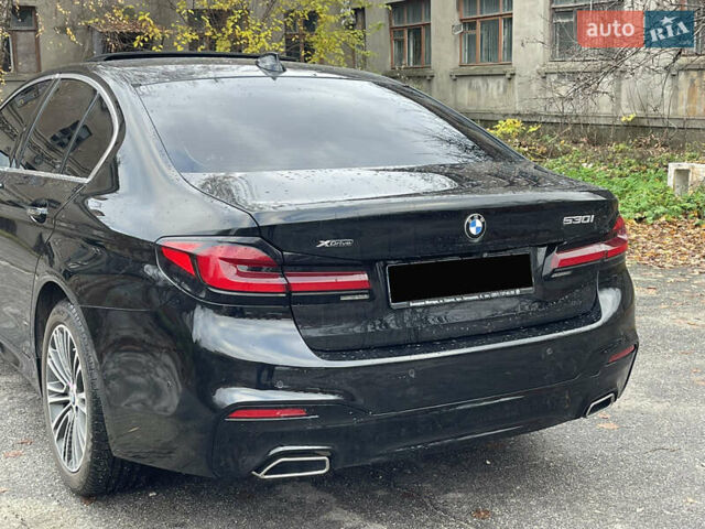 Черный БМВ 5 Серия, объемом двигателя 2 л и пробегом 65 тыс. км за 33500 $, фото 9 на Automoto.ua